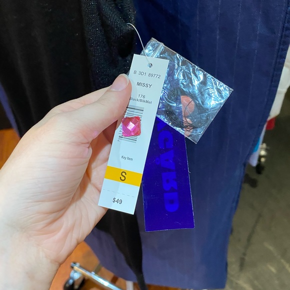 Black Sleeveless Turtleneck Nygård Women's Top - Picture 3 of 4